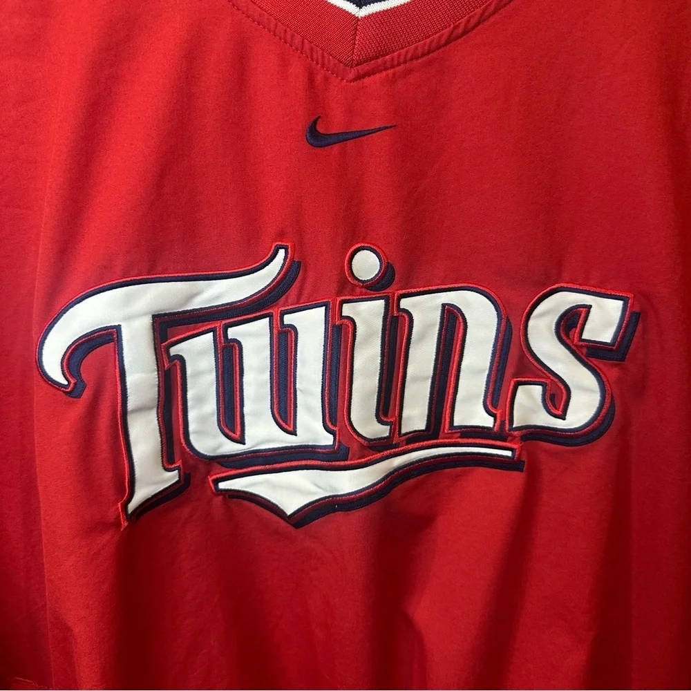 Vintage Nike Red Minnesota Twins Pullover with White and Navy Accents